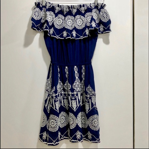 Aqua Dresses & Skirts - AQUA Off the shoulder dress. Navy Blue. XS.